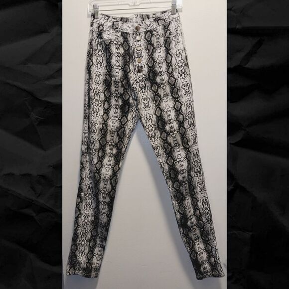 TR Princess Polly Serpent Jeans - EUC - Picture 1 of 8